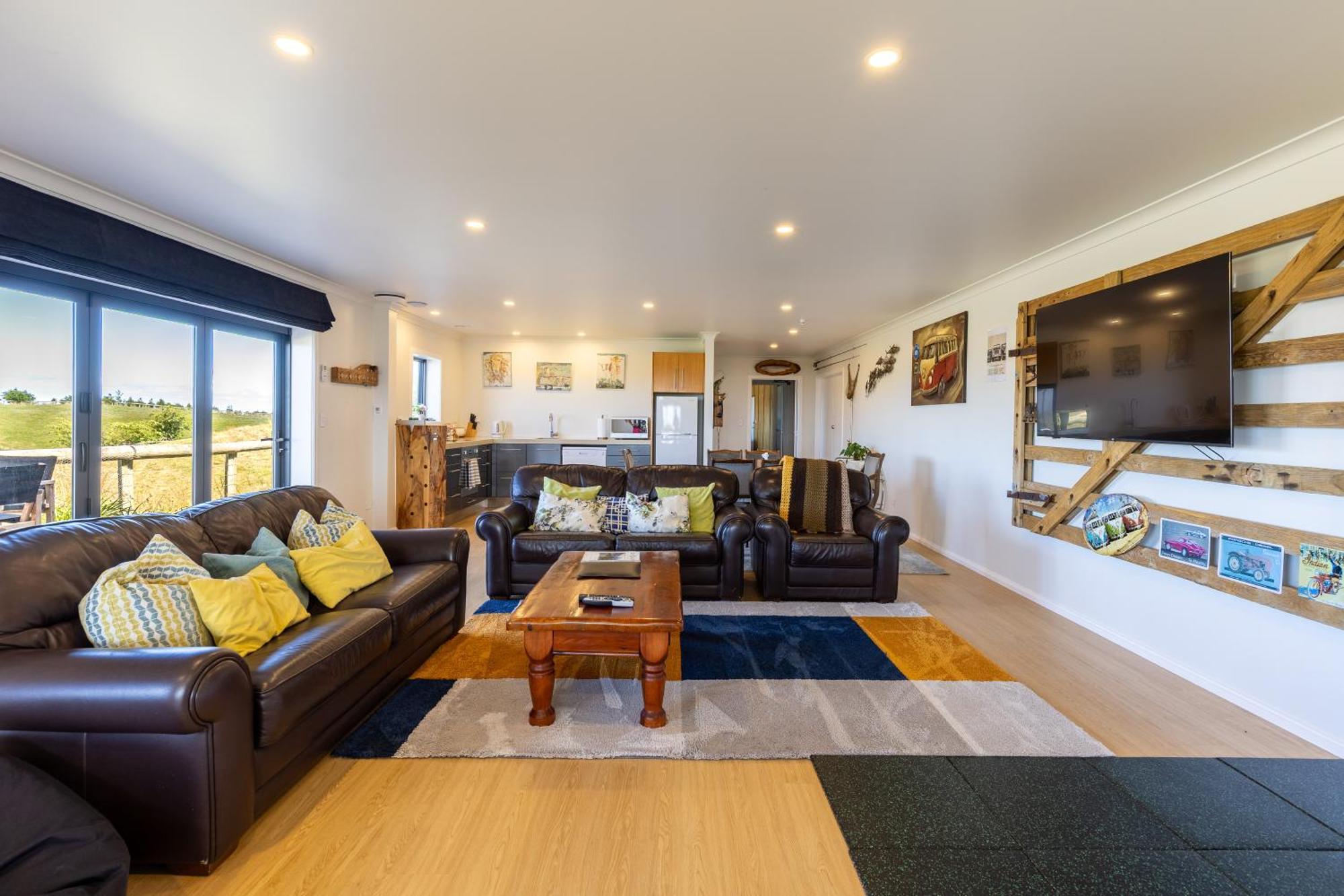 Hilltop Whakaipo Estate Таупо Экстерьер фото